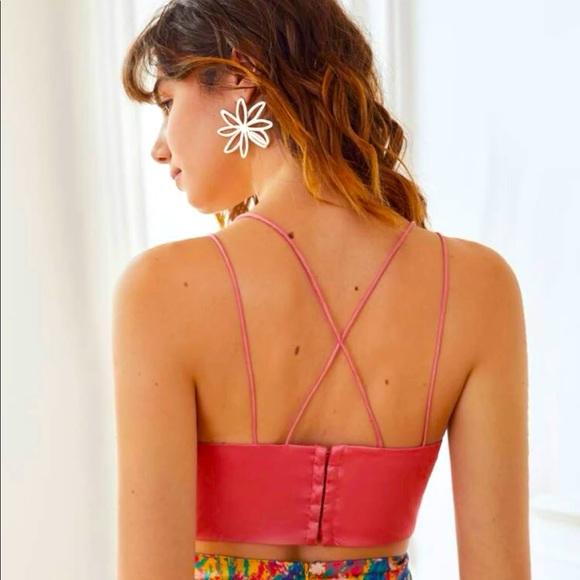 Criss cross Satin✨ Cami top - Picture 2 of 4